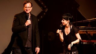 Carly Rae Jepsen and Bob Saget Perform Full House / Fuller House Theme