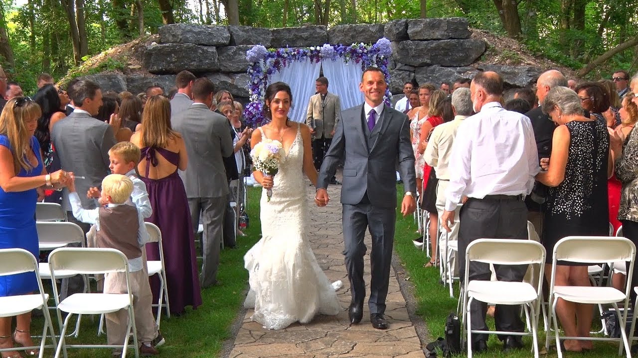 AJ’s Photography video highlights at Dibbles Inn from Nicole Ciccone & Jeff Getbehead’s wedding