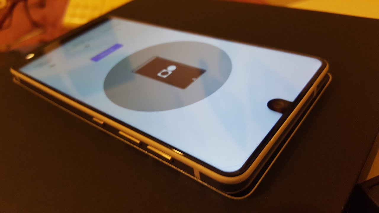 Essential Phone PH-1 Size vs iPhone X & Unboxing Highlights