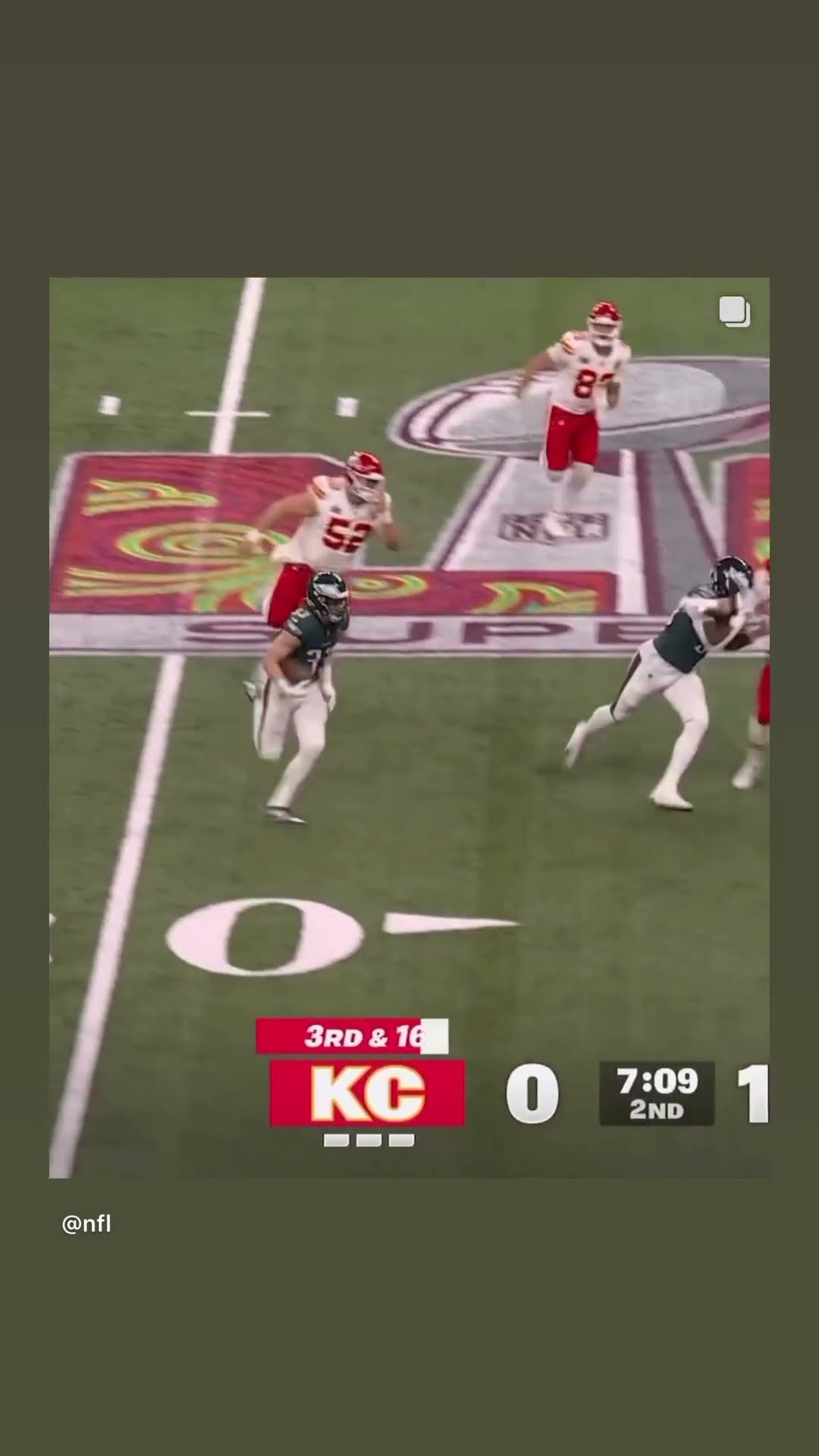 Cooper DeJean with a HUGE pick six #hoodnews #cooperdejean #philadelphiaeagles #patrickmahomes #how