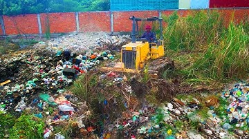 Amazing New Actions!! Filling Land At Garbage Dump By Skills Dozer D31p Pushing Soil, Trash