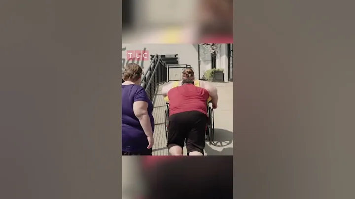 Chris Falls While Pushing Tammy Up A Ramp #shorts #1000lbsisters