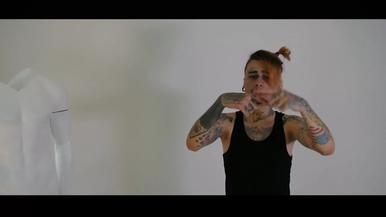 Watch Sin Boy ft iLLEOo - Kolos (Official Video) on YouTube Watch Sin Boy ft iLLEOo - Kolos (Official Video) on YouTube