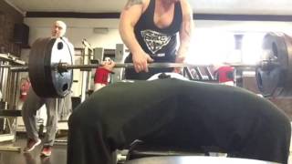 180kg x3 Bench press