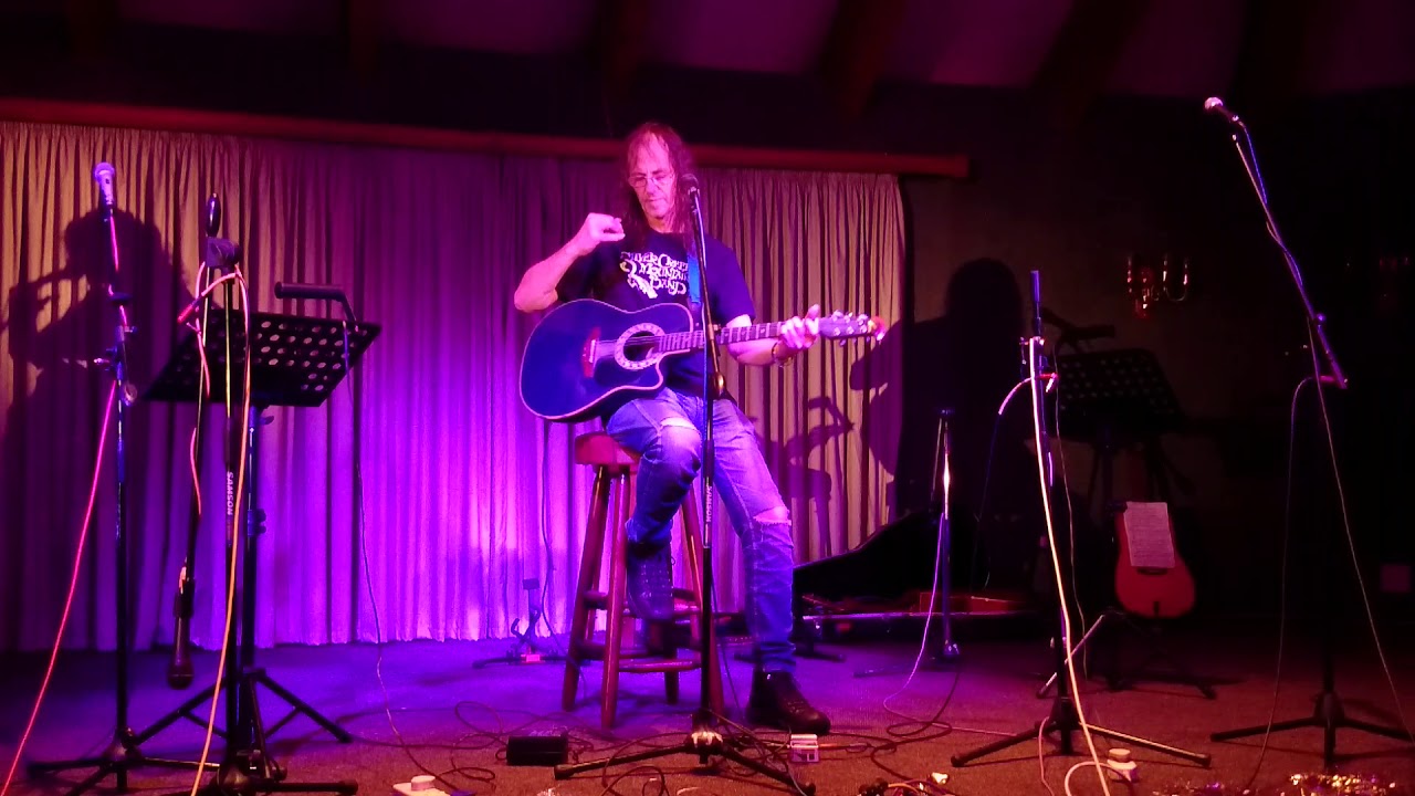 Mike Rowe performs at TJs Acoustic Music club Dec 2017 video phone beyonce mp3
