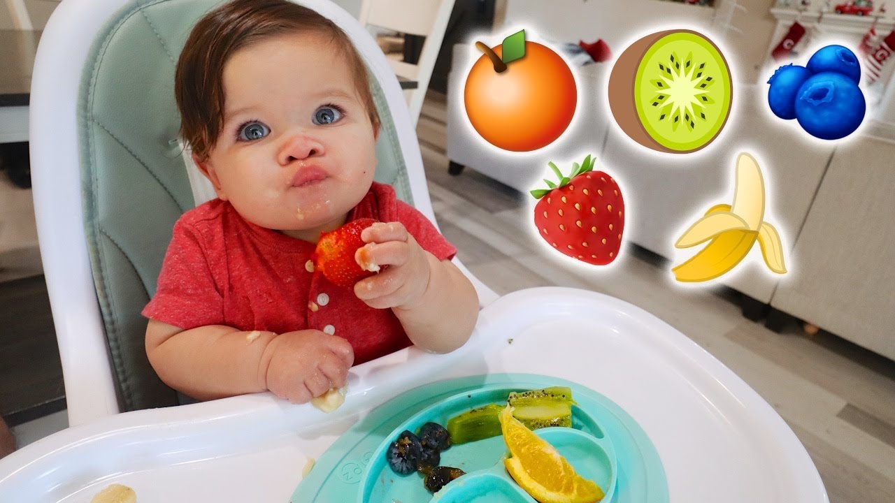 Дегустация фруктов в возрасте 7 месяцев!