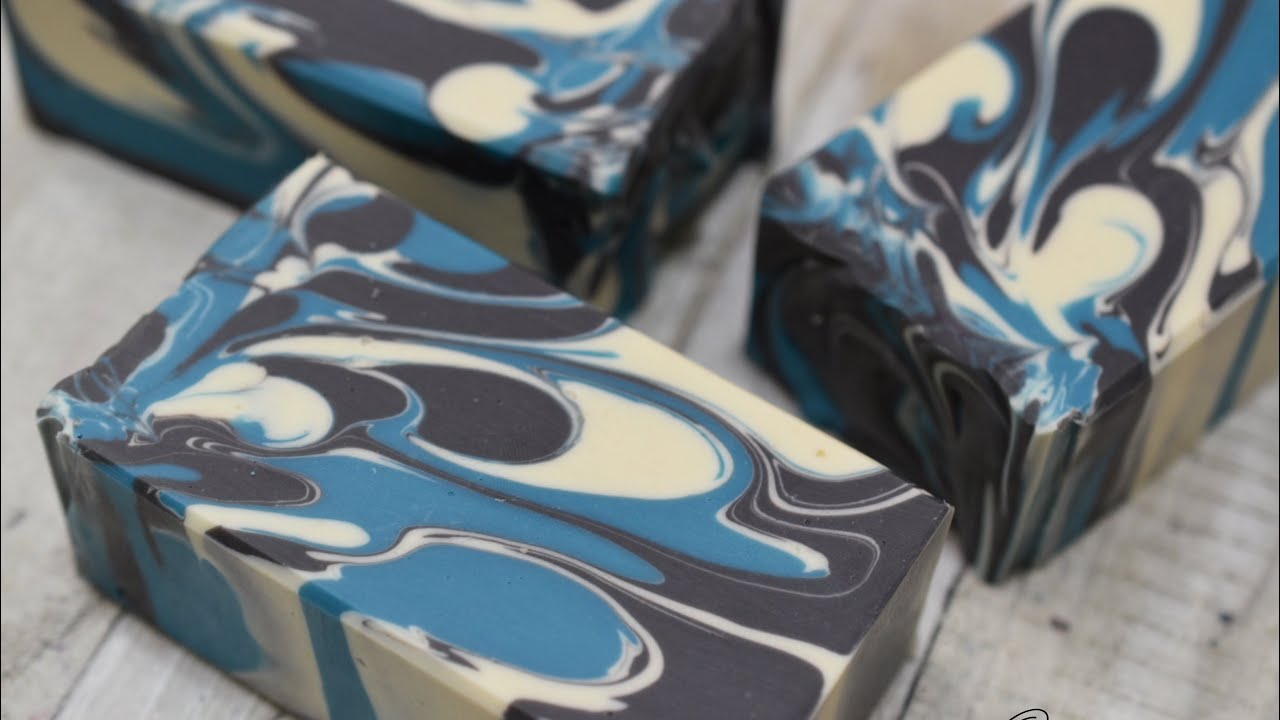 Making and Cutting Juniper Breeze Cold Process Soap. Soap Ricing. - YouTube