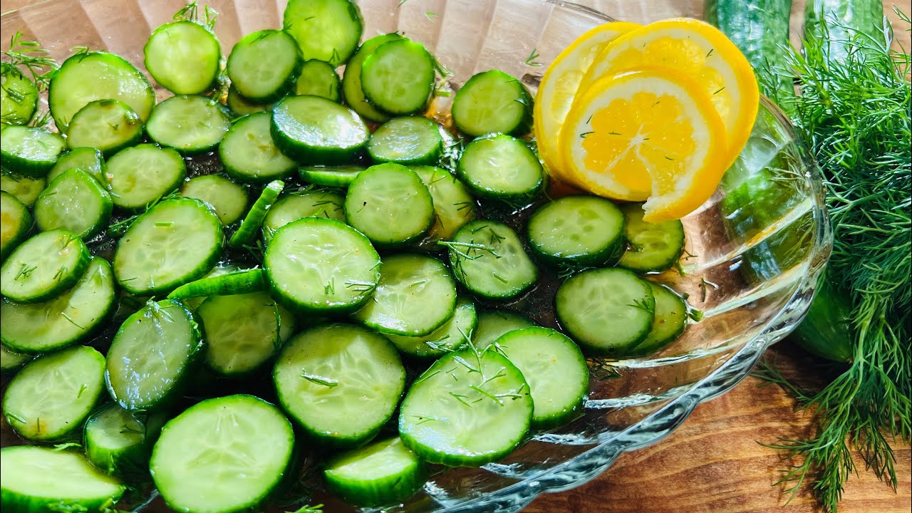 زەڵاتەی خەیارو شویت،بە دوو کەرەسە زەڵاتەیەکی خۆش دروست بکە،cucumber with dill salad,سلطة خيار مع شبت