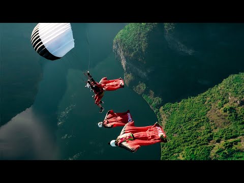 Wingsuit Base Jumping in Norway