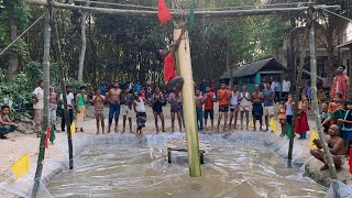 Who can touch the flag on the hanging banana tree? Very fun game