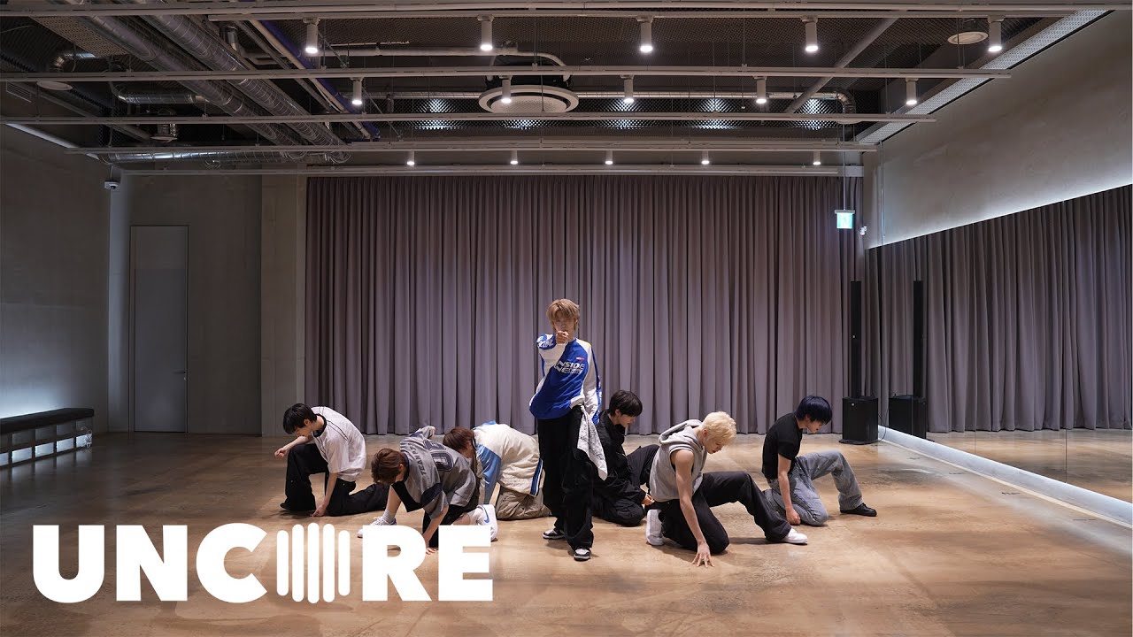 CLOSE YOUR EYES '달려' Dance Practice