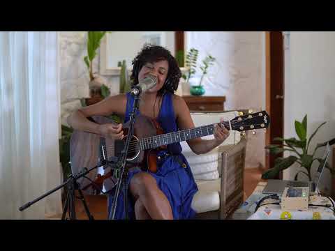 Alanis Morissette - You Oughta know ( Acoustic Cover By Yvette Dantier ) — Yvette Dantier Music