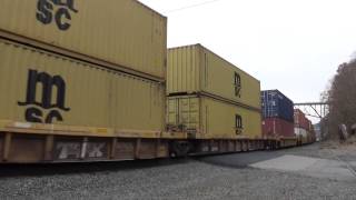 CSX Intermodal Train Through Highland NY