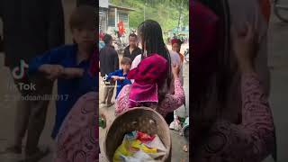 Download Lagu Being black in Vietnam MP3