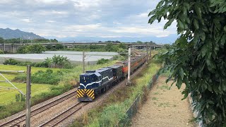20221101 7201次貨物列車R40機車頭