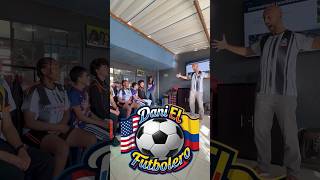 Dani el Futbolero visitó la fundación Tiempo de Juego en donde trató de calmar su fiebre.