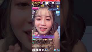 Bigo live | shin tây lộ ngực và lắc bình sữa cực phê 😍