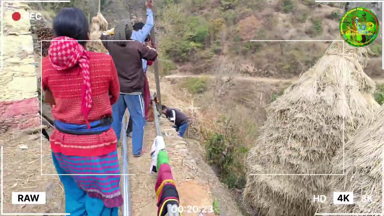 कुछ परिवार इस बार भी छूट गए सोलर पैनल लाइट लगने से