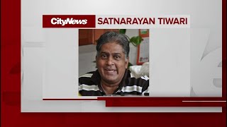 Mourning family members lost to COVID-19
