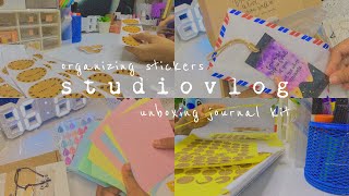 STUDIOVLOG EP. 23 :: organizing my shop stickers | unboxing journal kit ☀️ sheng (philippines)