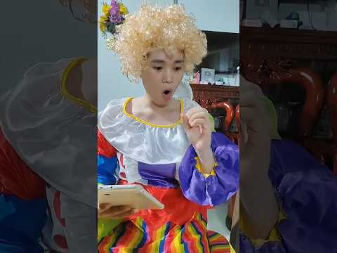 It's funny how the girl doesn't understand how it can be like that 😲🤣 #clowntieumuoi #funny #clown