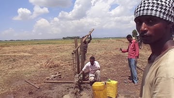 Drilling a well in the Ethiopian Fogera Floodplain