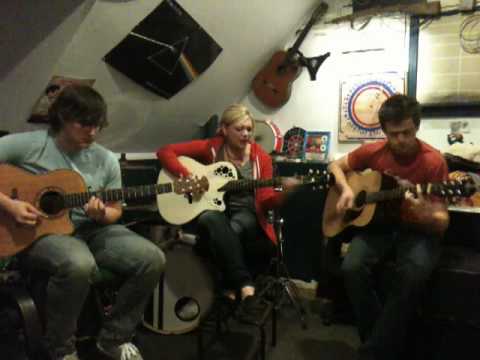 Guarda The Perfect Storm - June Divided su YouTube Guarda The Perfect Storm - June Divided su YouTube