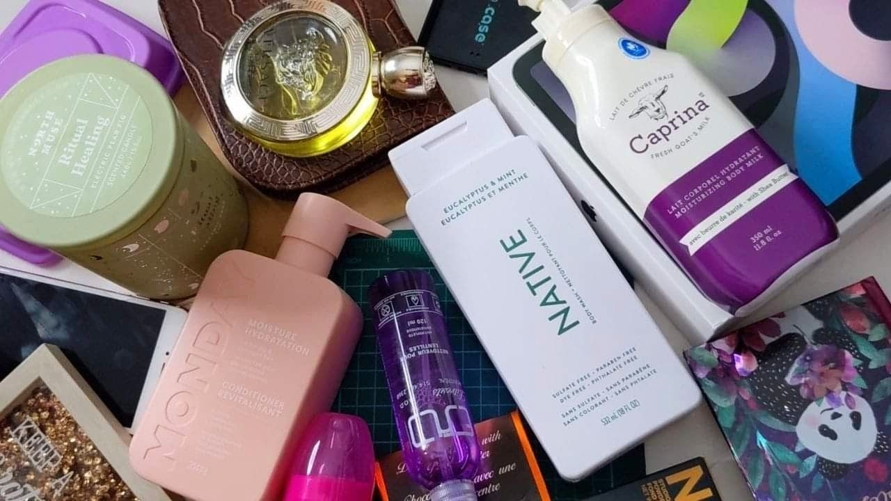 ASMR Tapping and Scratching on Random Objects (whisper)