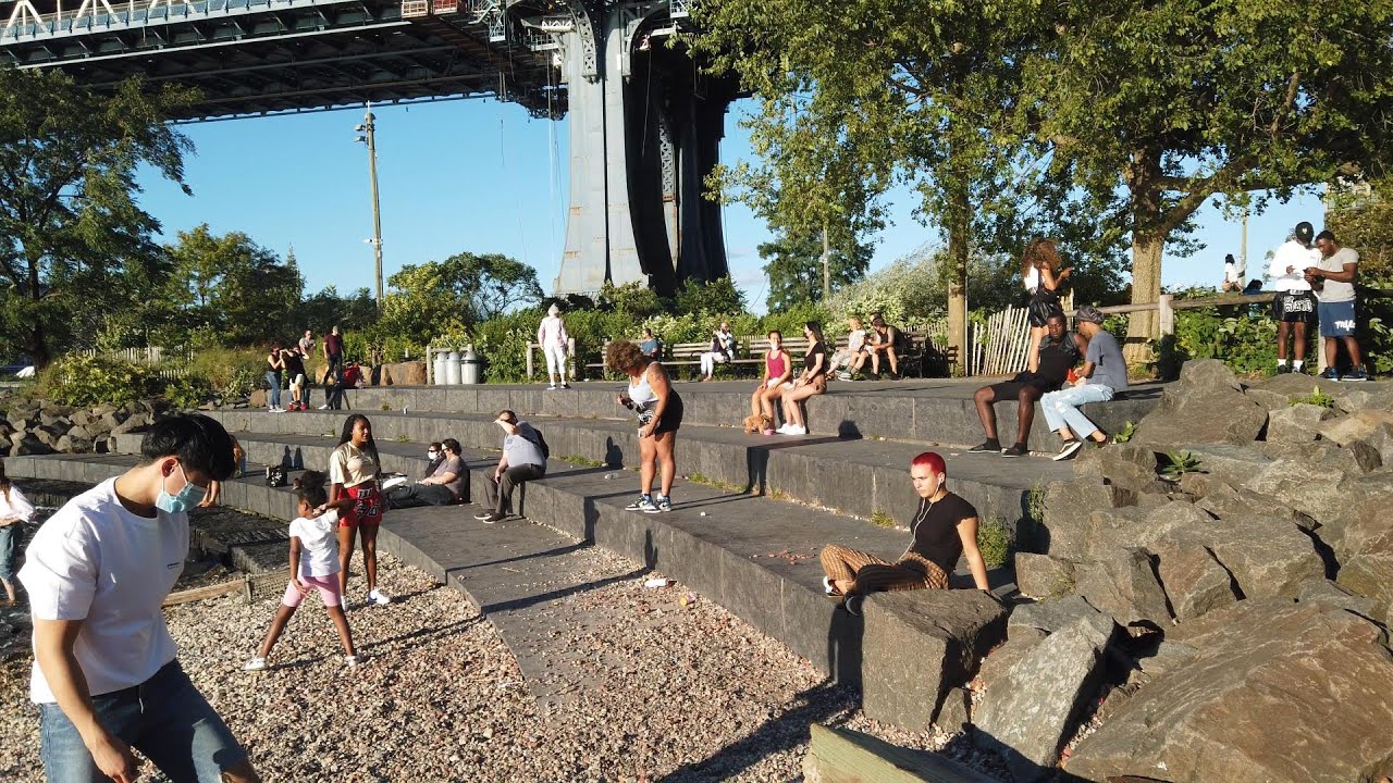 ⁴ᴷ⁶⁰ Walking NYC : DUMBO & Brooklyn Bridge Park (August 30, 2020)