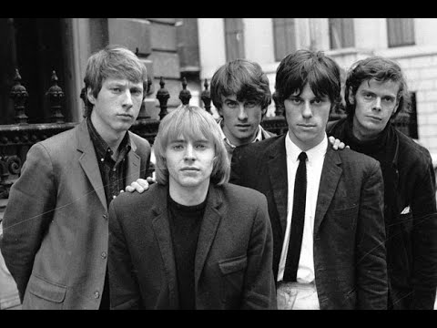 YouTubeで三大ギタリストを輩出したThe Yardbirdsについてを視聴