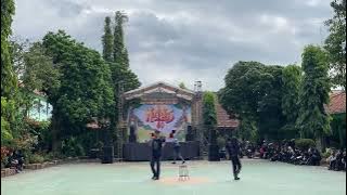 terbuang dalam waktu - barasuara (cover) by kezia & kerrend 