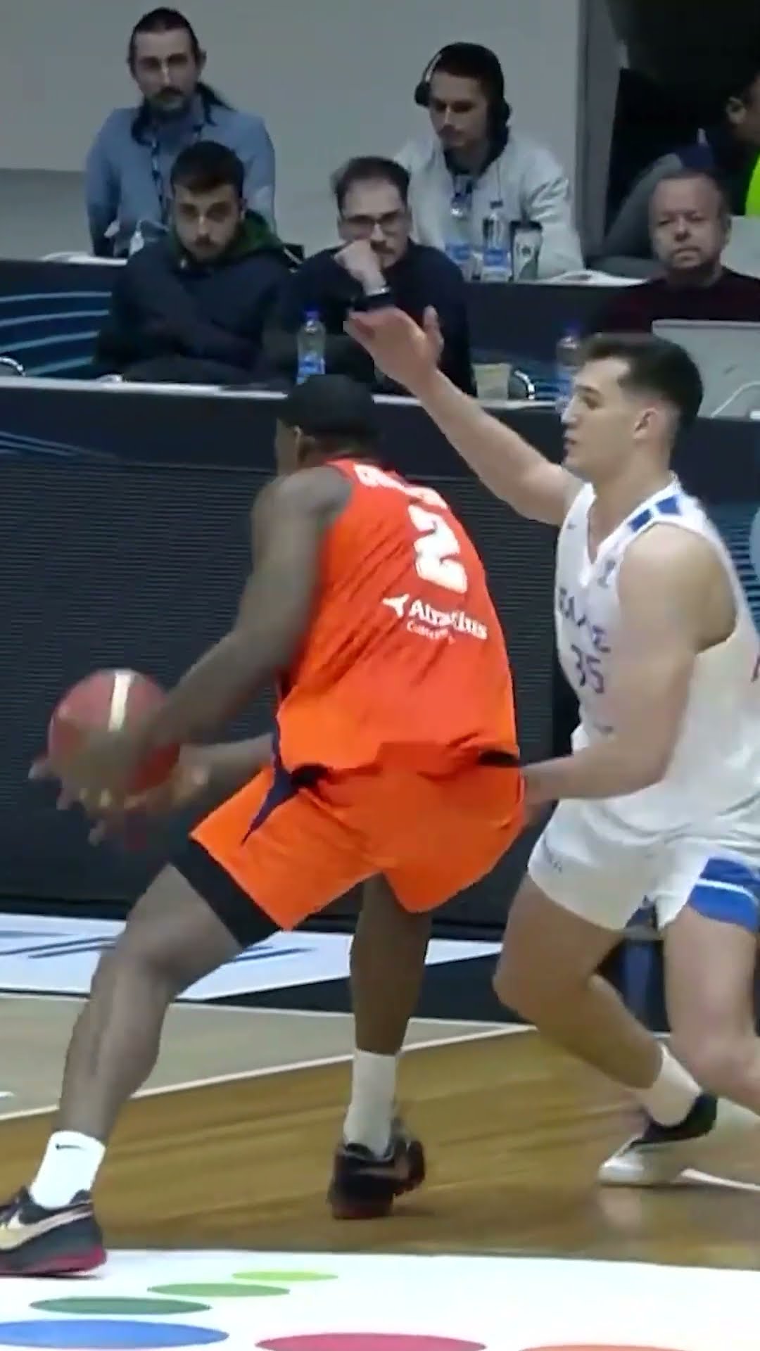 Good luck stopping Shaquille Doorson bully ball ?