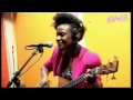 Noisettes - Don't Upset The Rhythm (Live on 3FM)