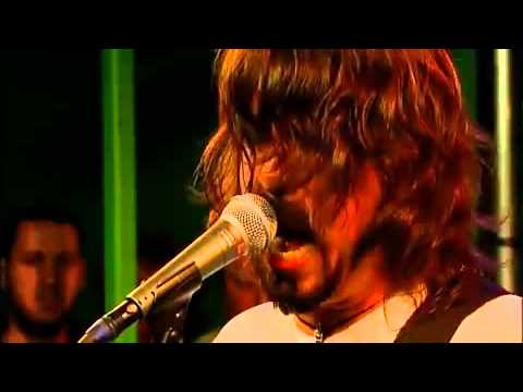 Dave Grohl - Walk & The Pretender ( acoustic)