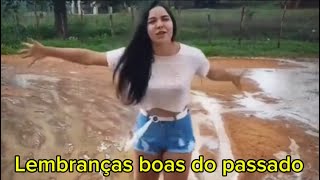 Tem coisas que o tempo não leva, nem a vida apaga, é só fechar os olhos que agente volta no passado
