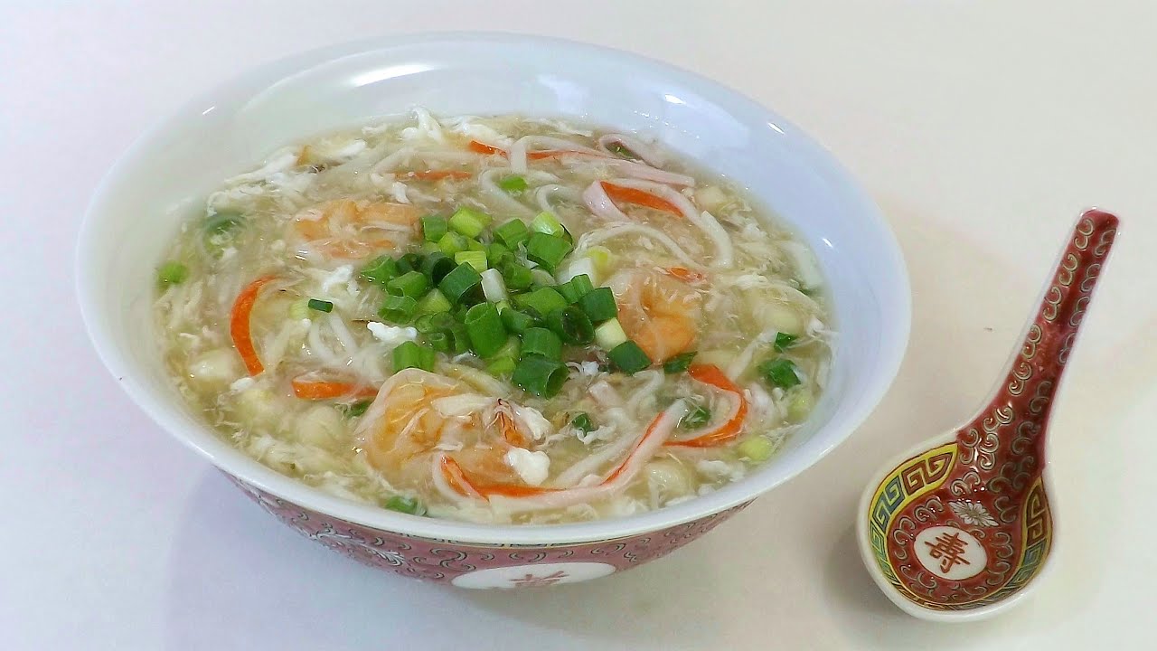 Sopa con Mariscos Estilo Oriental Chino