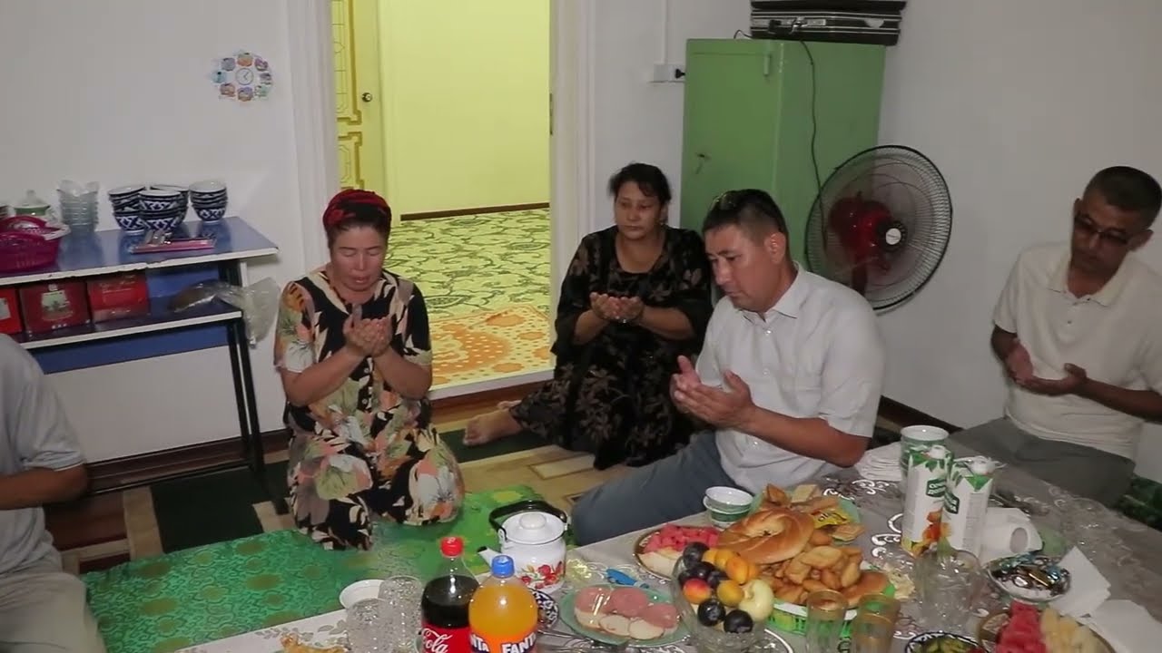 Қоңырат қаласы №6- Киров мектебінің 1994-жылғы 11- «Г»  сынып түлектері. 30 жылдық кездесу. 