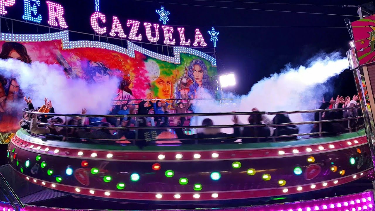 Feria de atracciones en Valencia, 2023. Súper Cazuela 4K a 60FPS.