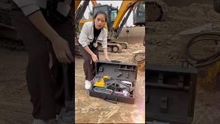 Big VS small VOLVO excavator truck unboxing