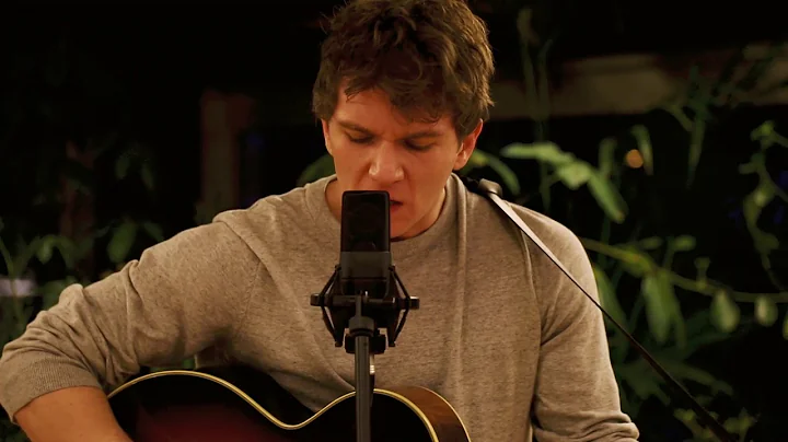 Ian Noe - If We Make It Through December (Merle Ha...