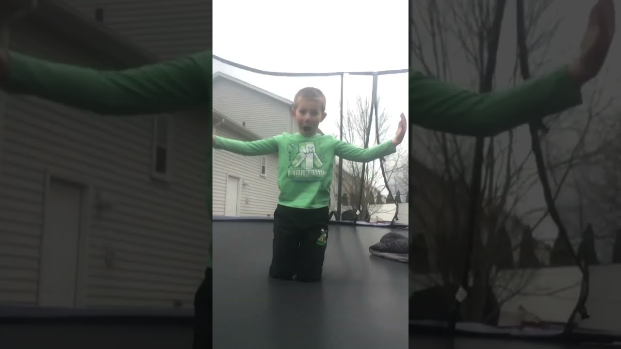 Gavin flips over Kamden 😏😇😇 