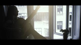 Soluna Samay - Two Seconds Ago (Official Music Video) chords