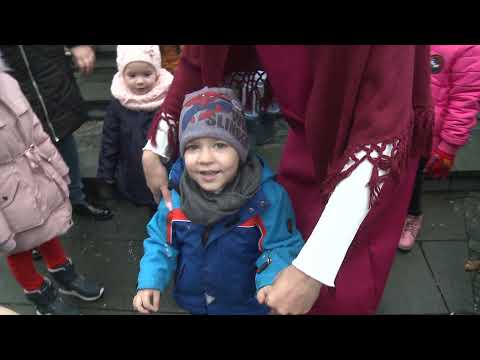 Video: 5000 rubalja za svu djecu mlađu od 7 godina za Novu godinu