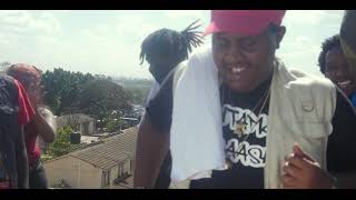 Gwaash-Toto Si Toto ft Jung Retro,Young,Mc Sarkodie