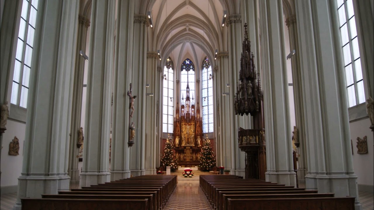 München-Giesing - Pfarrkirche Heilig Kreuz: Vollgeläut