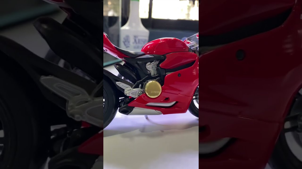 Ducati Panigale V4 Toy Bike Shorts Toys
