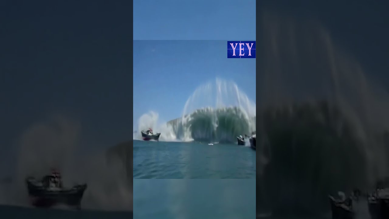 Man Films Fierce Tsunami Wave Rushing Straight Towards Him TidalWave YesEpicYes Disaster