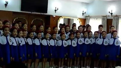 korean child school gril singing nepal song phool ko aankha ma