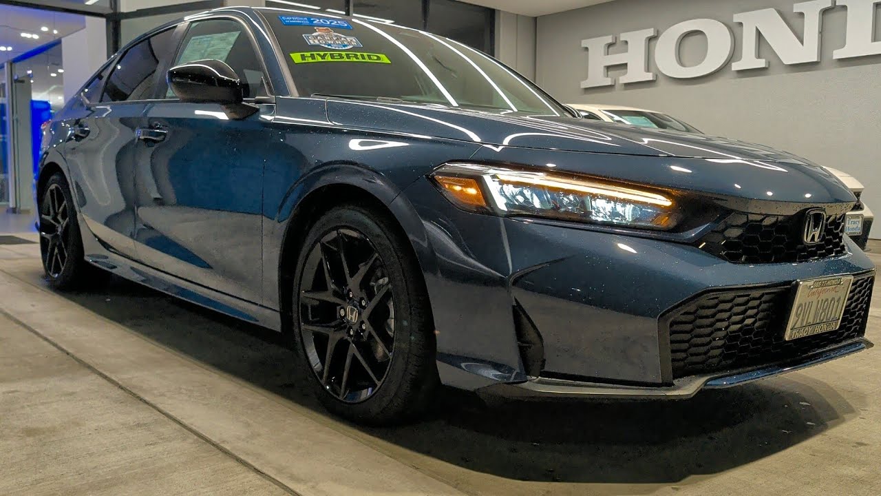 Honda Civic Hybrid Sport 2025 года выпуска 236475L