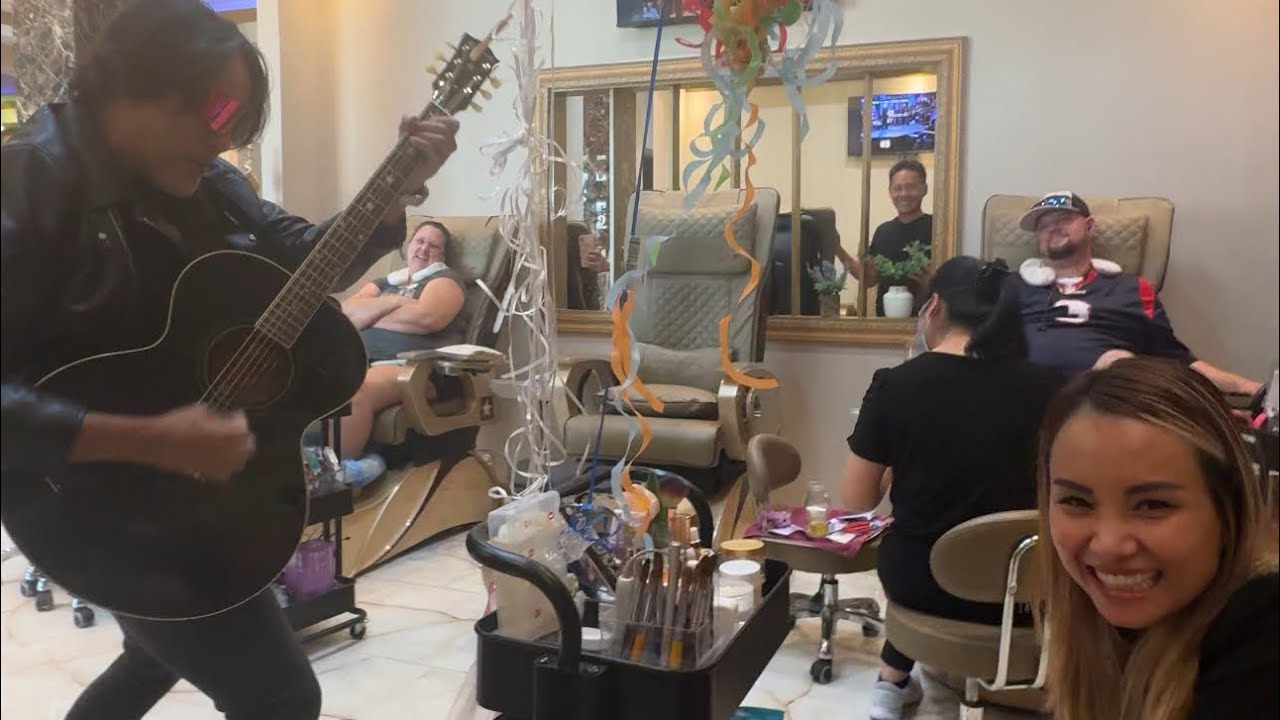 Epic Birthday Surprise for Tracy (Iris) - Singing Telegram Shocks Everyone